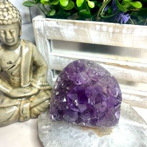 ✨SALE✨ Purple Amethyst Cut Base
